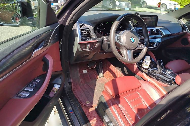 Used BMW X4 2020 xDrive25i M Sport Package Interior 3