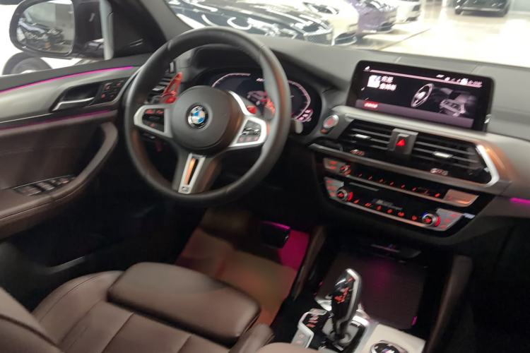 Used BMW X4 2020 xDrive30i M Sport Package Interior 6