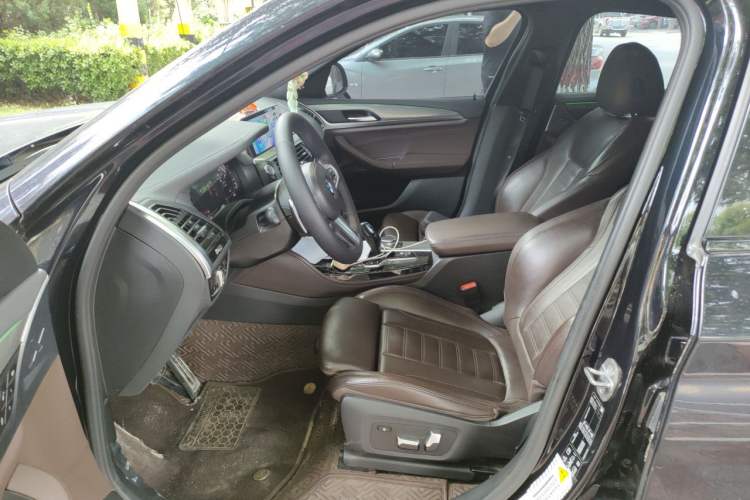 Used BMW X4 2020 xDrive25i M Sport Package Left Front Seat