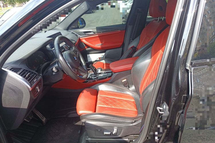 Used BMW X4 2020 xDrive25i Black Knight Limited Edition Left Front Seat