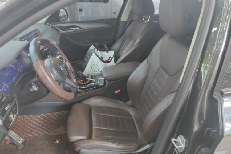 Used BMW X4 2020 xDrive25i M Sport Package Left Front Seat