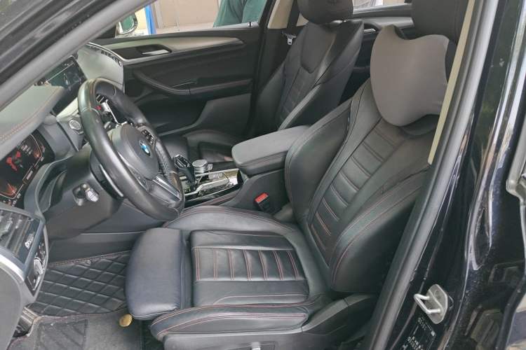 Used BMW X4 2020 xDrive25i M Sport Package Left Front Seat
