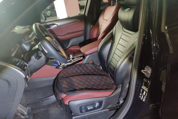 Used BMW X4 2020 xDrive25i M Sport Package Left Front Seat