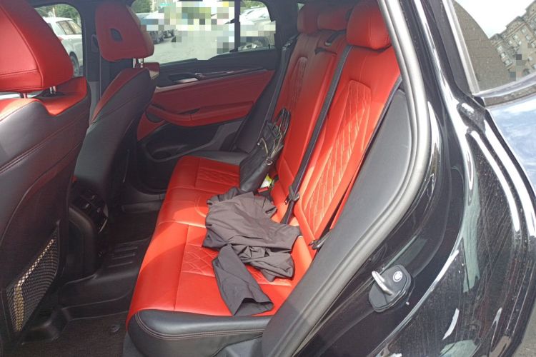 Used BMW X4 2020 xDrive25i Black Knight Limited Edition Left Rear Seat