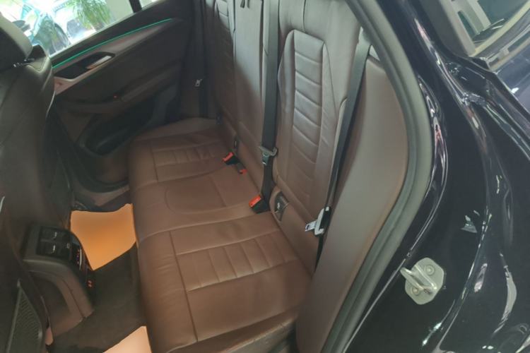 Used BMW X4 2020 xDrive25i M Sport Package Left Rear Seat