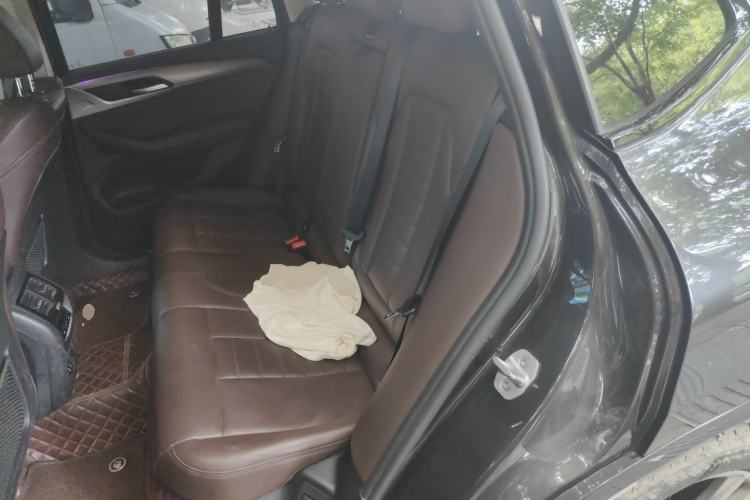 Used BMW X4 2020 xDrive25i M Sport Package Left Rear Seat