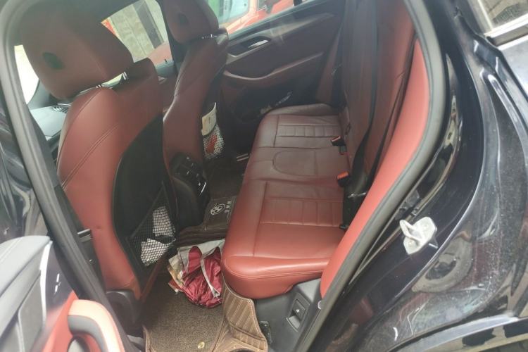 Used BMW X4 2020 xDrive25i M Sport Package Left Rear Seat