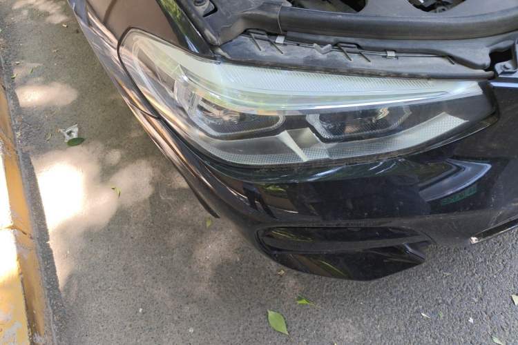 Used BMW X4 2020 xDrive25i Black Knight Limited Edition Right Front Headlight