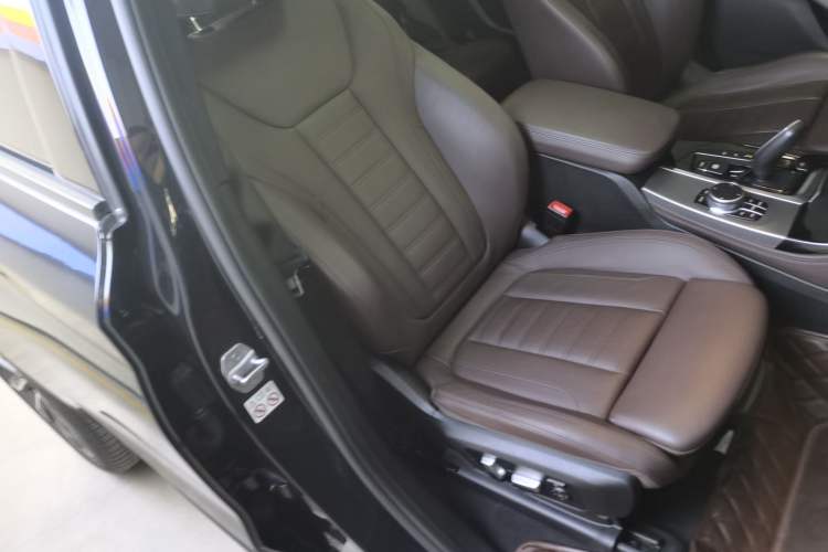 Used BMW X4 2020 xDrive30i M Sport Package Right Front Seat
