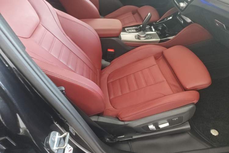 Used BMW X4 2020 xDrive25i M Sport Package Right Front Seat