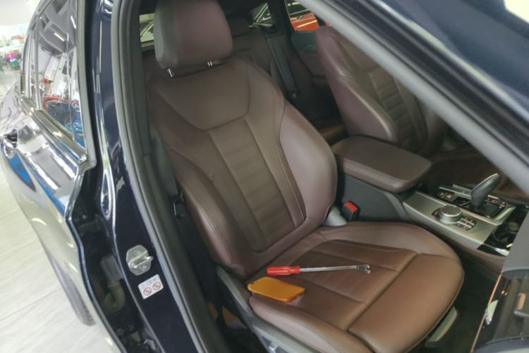 Used BMW X4 2020 xDrive25i M Sport Package Right Front Seat