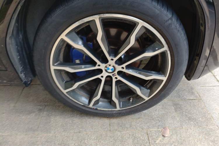 Used BMW X4 2020 xDrive30i M Sport Package Right Front Wheel Hub
