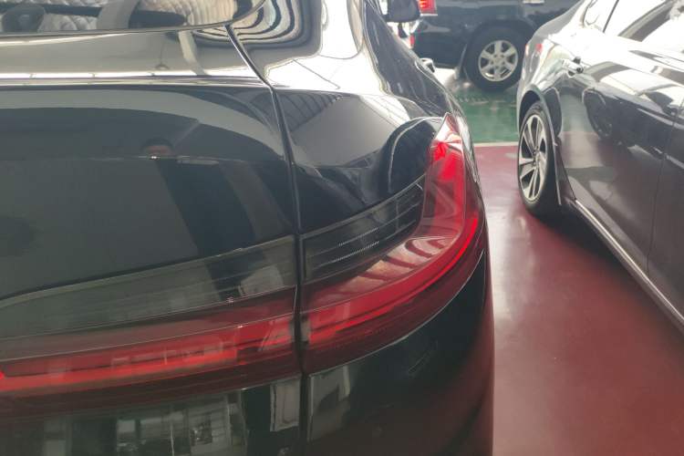 Used BMW X4 2020 xDrive25i M Sport Package Right Rear Taillight