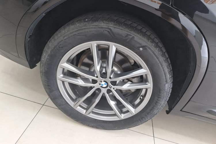 Used BMW X4 2020 xDrive25i M Sport Package Right Rear Wheel Hub