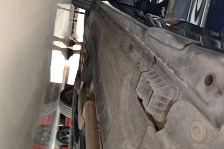 Used BMW X4 2020 xDrive25i M Sport Package Right Side Sill