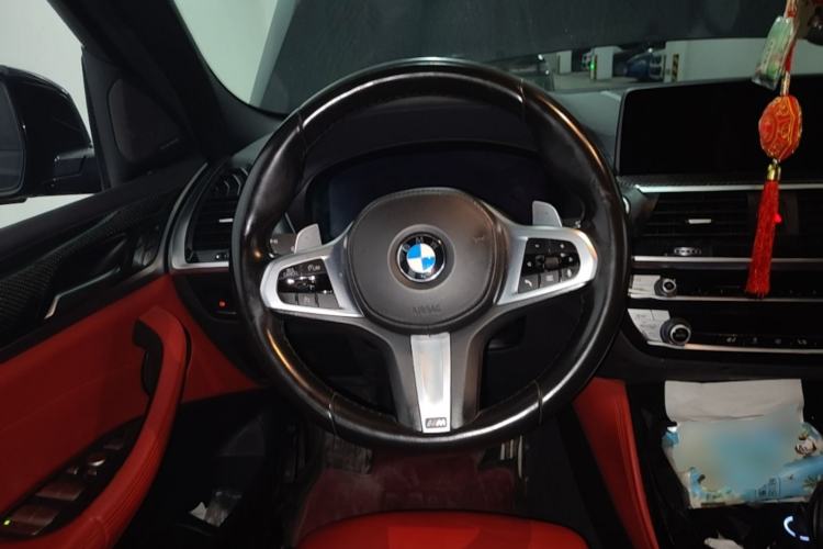 Used BMW X4 2020 xDrive25i Black Knight Limited Edition Steering Wheel