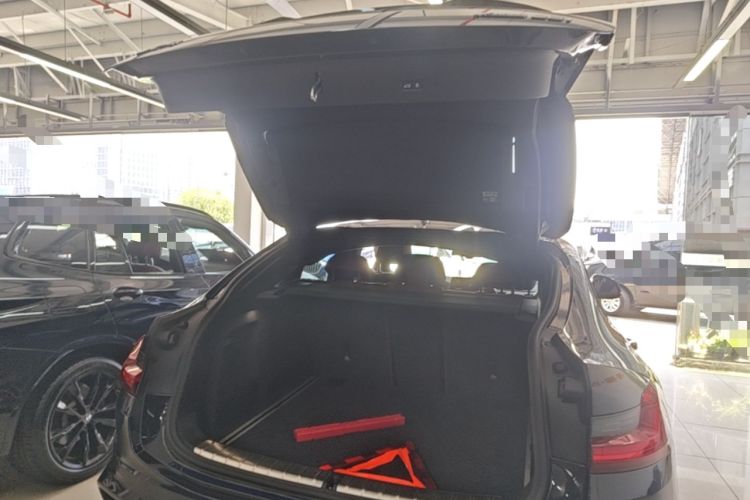 Used BMW X4 2020 xDrive25i M Sport Package Trunk