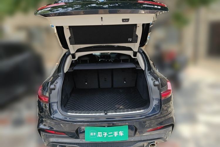 Used BMW X4 2020 xDrive25i M Sport Package Trunk