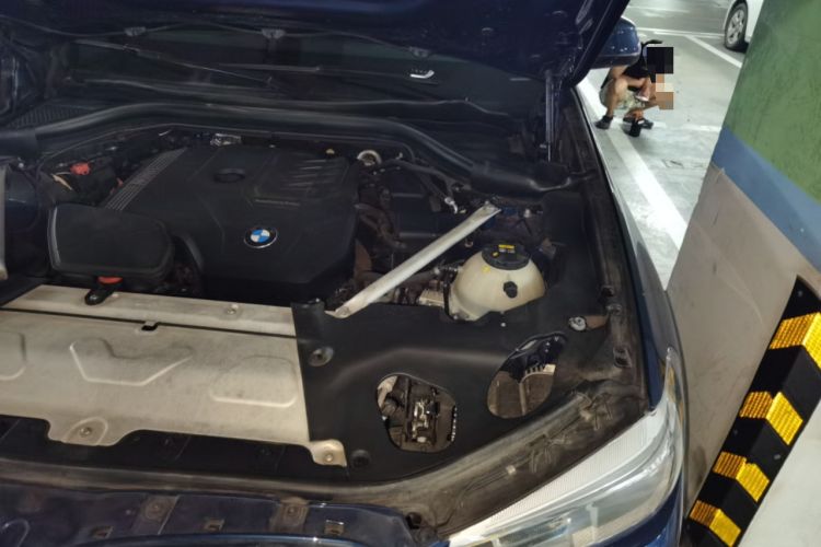 Used BMW X4 2020 xDrive25i M Sport Package Engine Bay Left