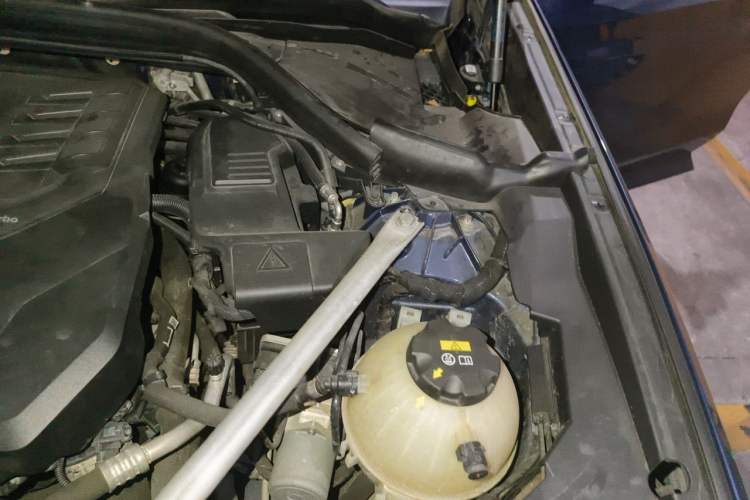 Used BMW X4 2020 xDrive25i M Sport Package Engine Bay Left