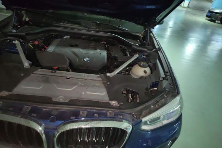 Used BMW X4 2020 xDrive25i M Sport Package Engine Bay Left