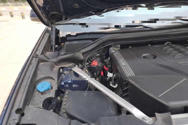 Used BMW X4 2020 xDrive25i M Sport Package Engine Bay Right