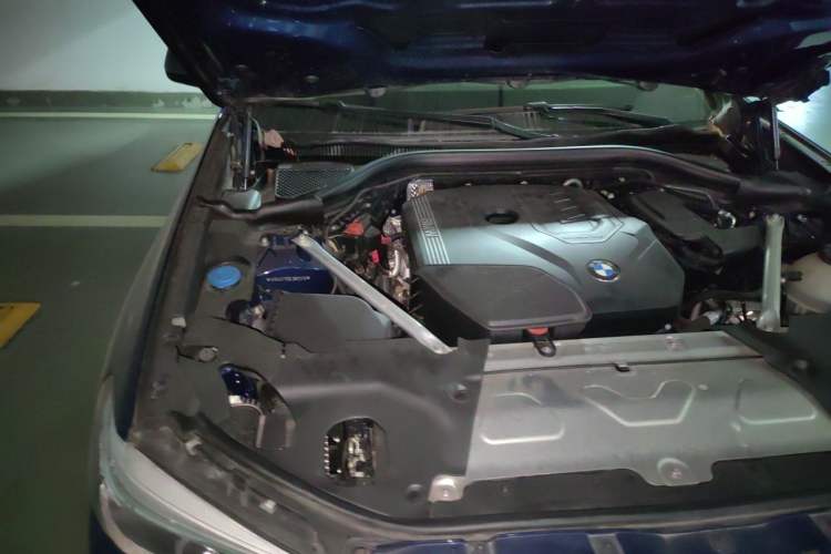 Used BMW X4 2020 xDrive25i M Sport Package Engine Bay Right