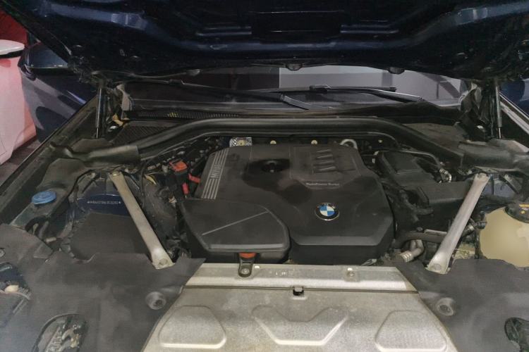Used BMW X4 2020 xDrive25i M Sport Package Engine Bay