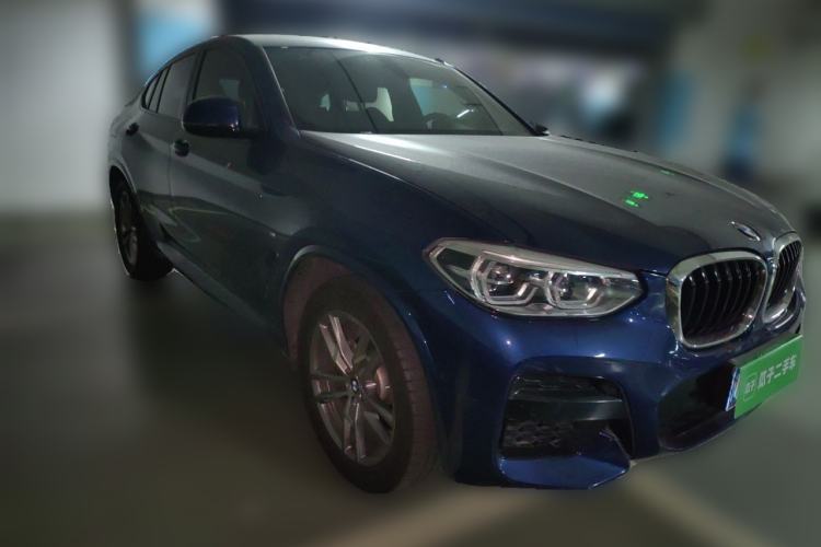 Used BMW X4 2020 xDrive25i M Sport Package Front Right 45 Deg
