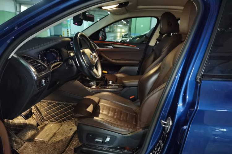 Used BMW X4 2020 xDrive25i M Sport Package Left Front Seat