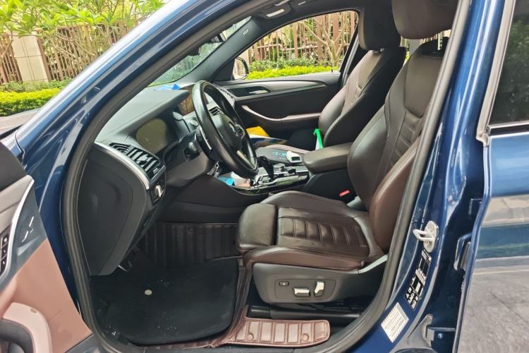 Used BMW X4 2020 xDrive25i M Sport Package Left Front Seat