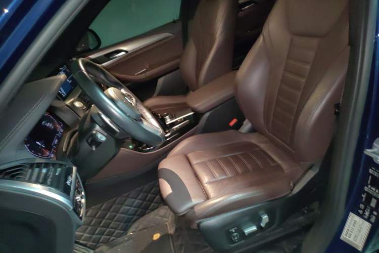 Used BMW X4 2020 xDrive25i M Sport Package Left Front Seat
