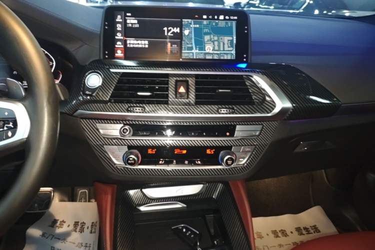 Used BMW X4 2020 xDrive25i M Sport Package Audio And AC Panel