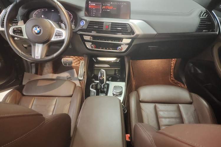 Used BMW X4 2020 xDrive25i M Sport Package Center Console
