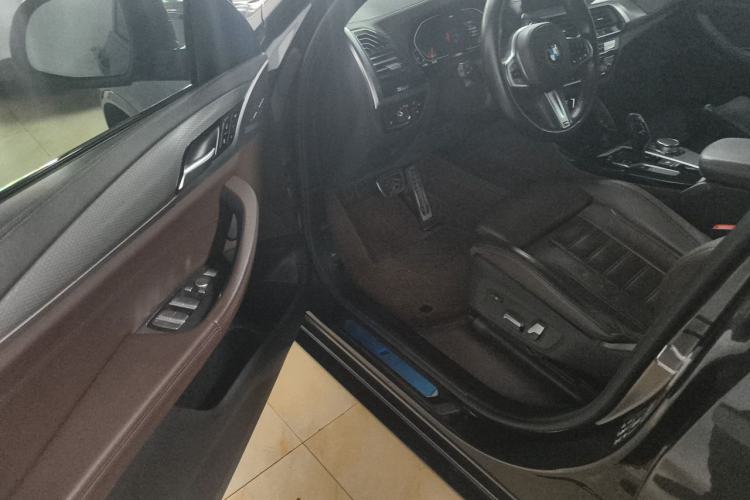 Used BMW X4 2020 xDrive25i M Sport Package Driver Seat
