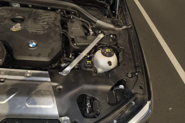 Used BMW X4 2020 xDrive30i M Sport Package Engine Bay Left