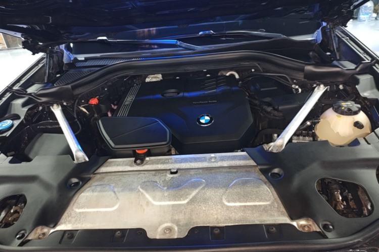 Used BMW X4 2020 xDrive25i M Sport Package Engine Bay