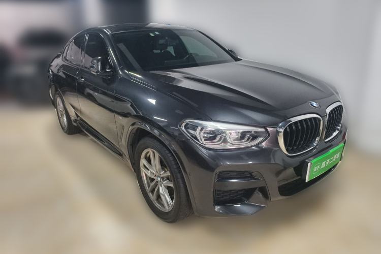 Used BMW X4 2020 xDrive25i M Sport Package Front Right 45 Deg