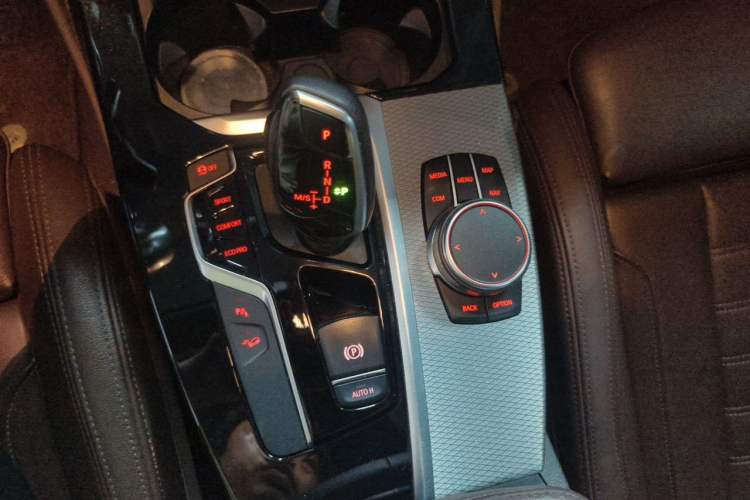 Used BMW X4 2020 xDrive25i M Sport Package Gear Lever