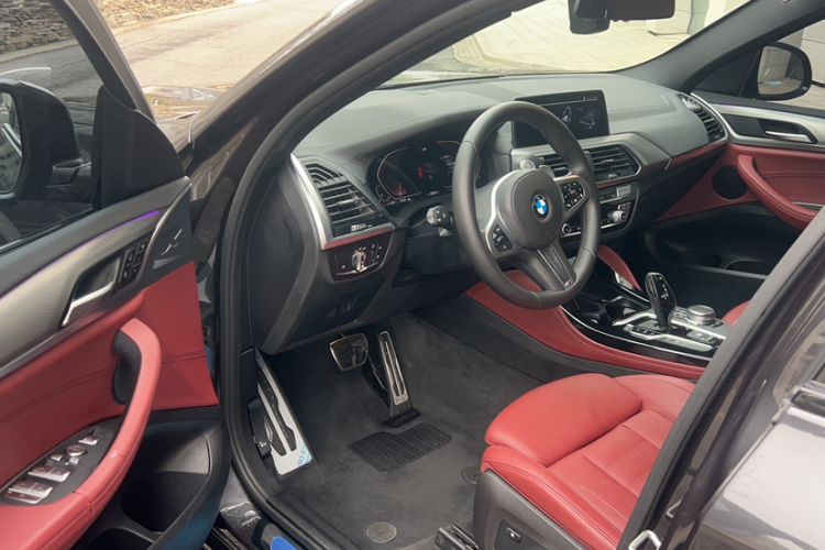 Used BMW X4 2020 xDrive25i M Sport Package Interior 1
