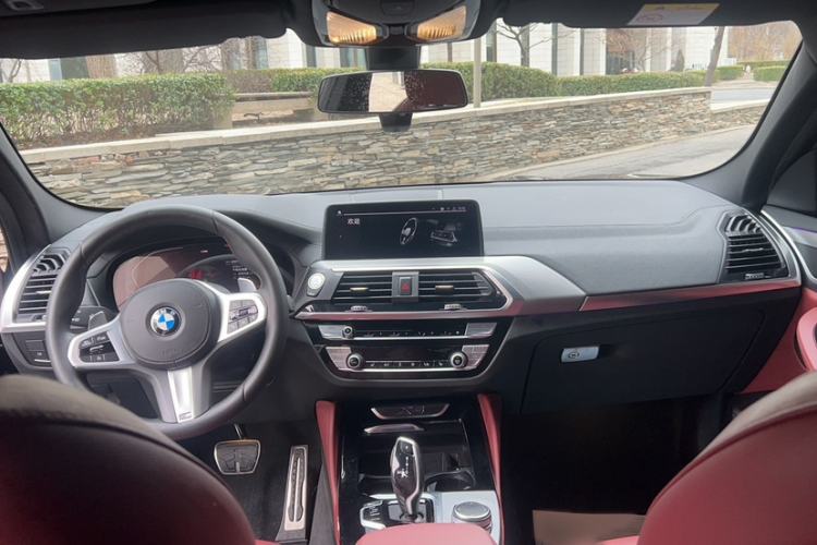 Used BMW X4 2020 xDrive25i M Sport Package Interior 8