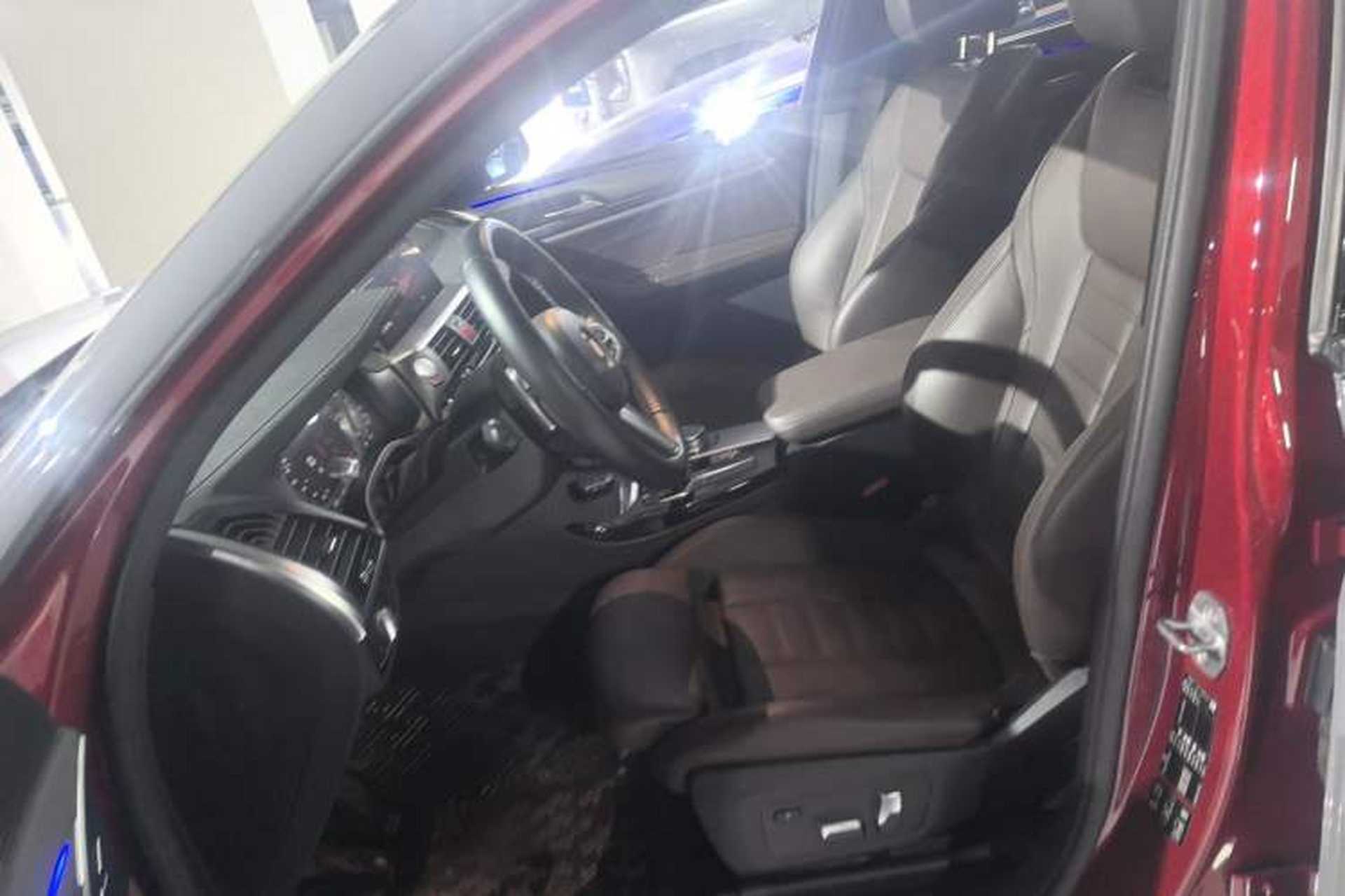 Used BMW X4 2020 xDrive25i M Sport Package Left Front Seat