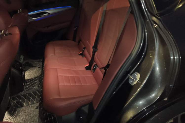 Used BMW X4 2020 xDrive30i M Sport Package Left Rear Seat