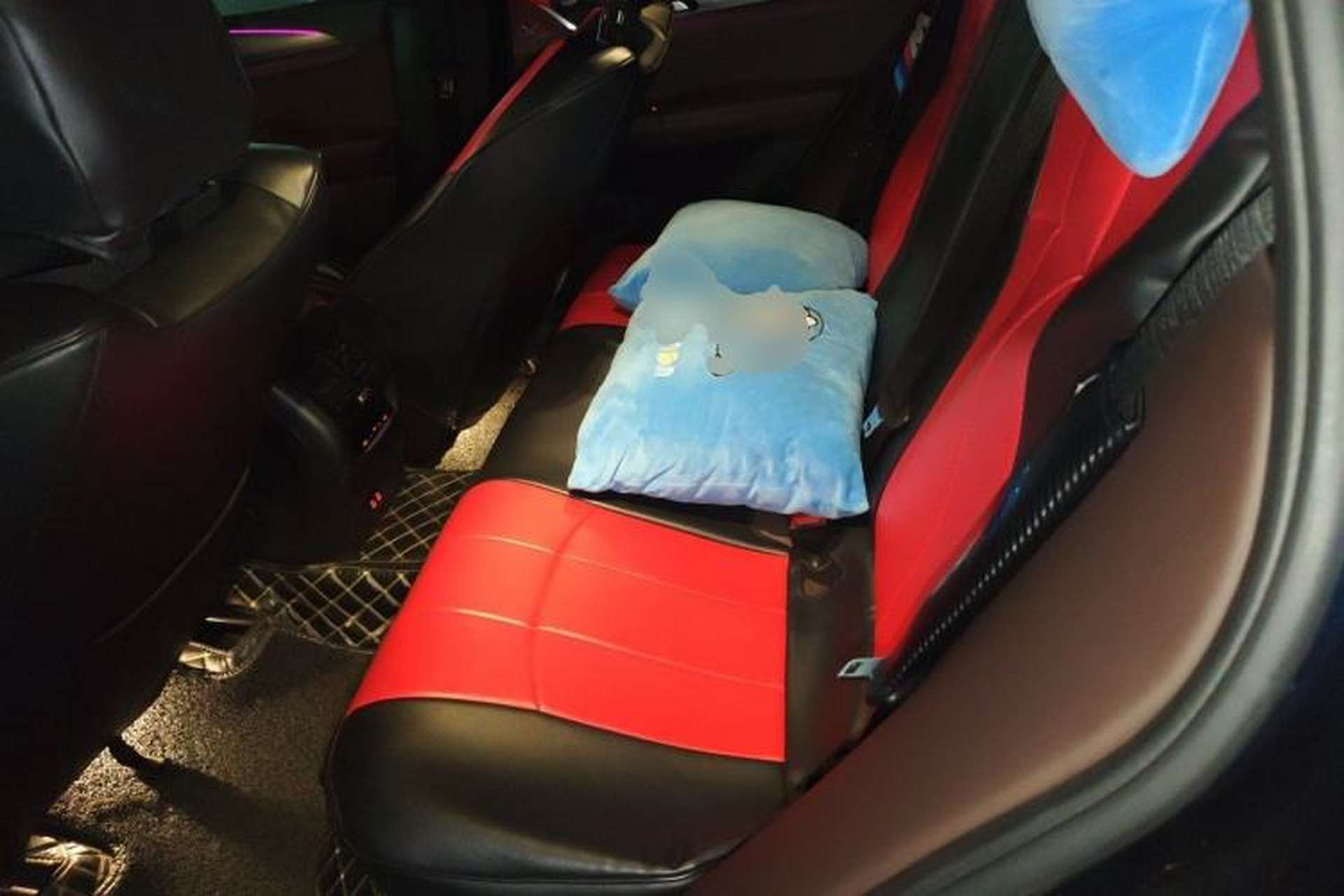 Used BMW X4 2020 xDrive30i M Sport Package Left Rear Seat