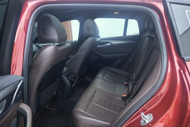 Used BMW X4 2020 xDrive25i M Sport Package Exterior 6