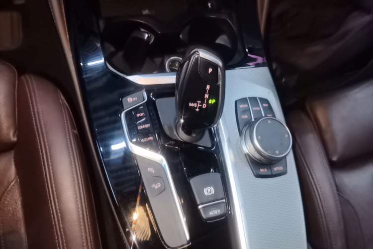 Used BMW X4 2020 xDrive25i M Sport Package Gear Lever