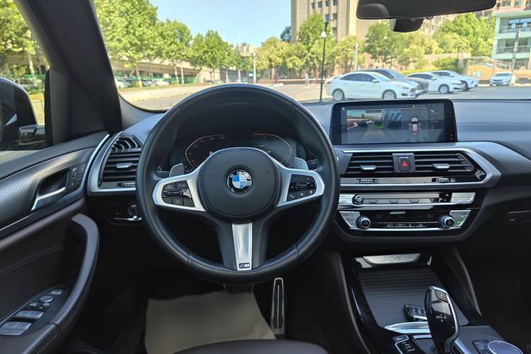 Used BMW X4 2020 xDrive25i M Sport Package Interior 10