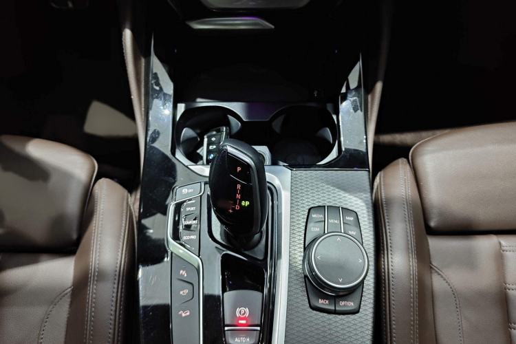 Used BMW X4 2020 xDrive25i M Sport Package Interior 3