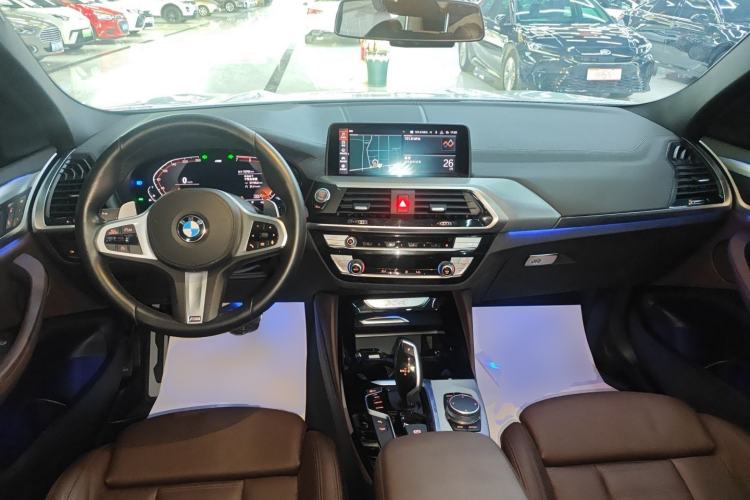 Used BMW X4 2020 xDrive25i M Sport Package Center Console