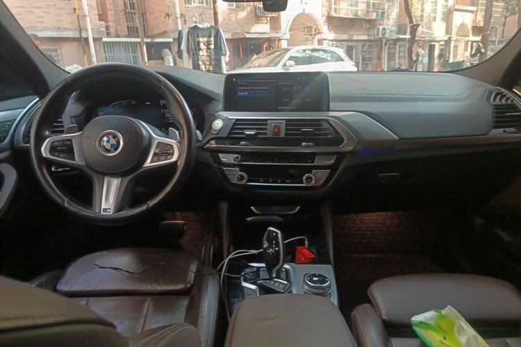 Used BMW X4 2020 xDrive25i M Sport Package Center Console
